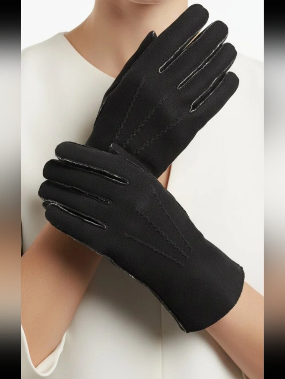 Fownes Classic Black Fine Suede Dress Gloves Women's Small